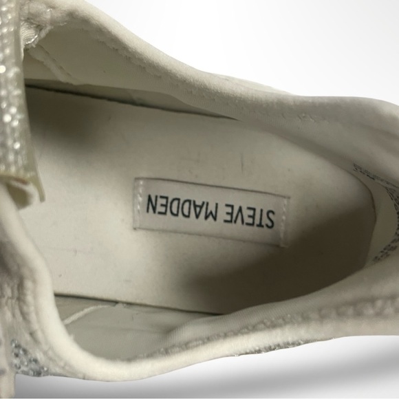 Steve Madden White bejeweled sneakers Maxima NY90 women’s size 10 - Picture 3 of 7